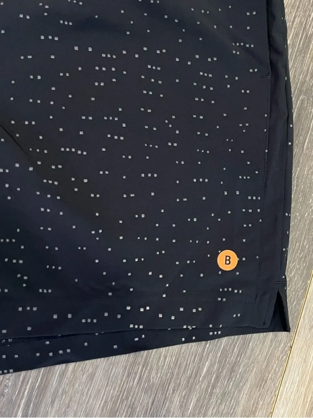 Bonobos good sport 5” black shorts with gray dots size 34